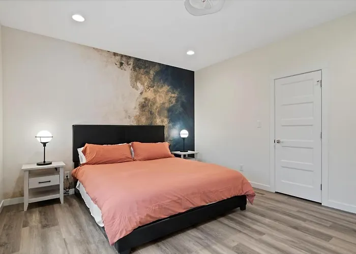 Winter @ Golden Goose: New Build, King Bed