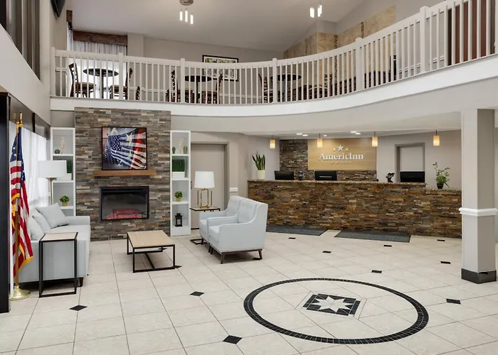 Americinn By Wyndham Grand Rapids Airport North