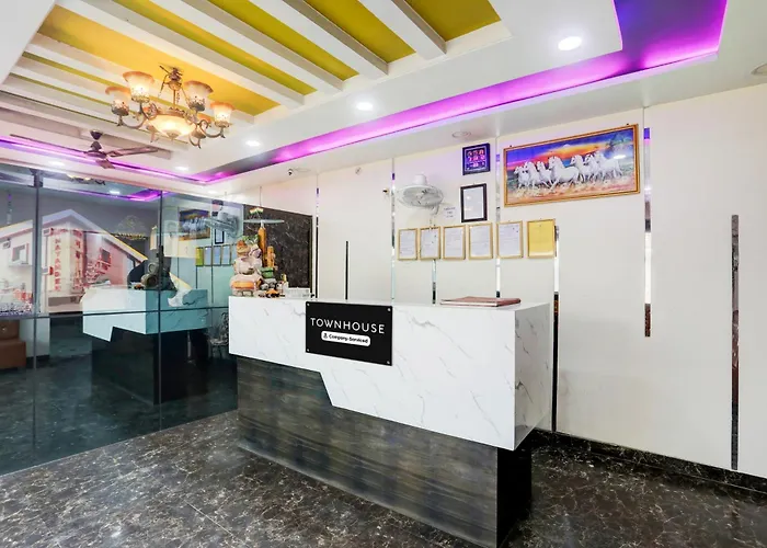 Super Townhouse Gida Near Rto Office
