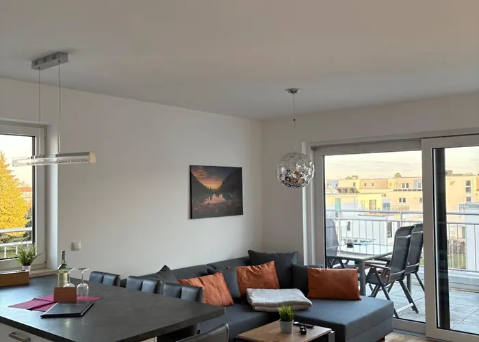 Modernes Serviced Apartment - Fewo Penthouse View