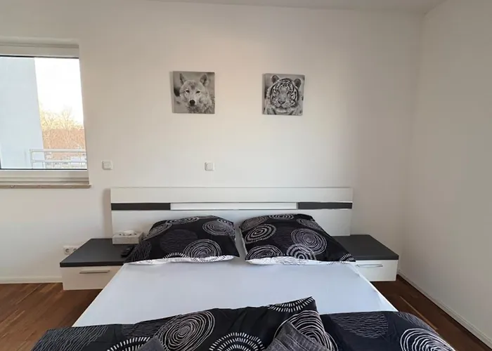 Modernes Serviced Apartment - Fewo Penthouse View