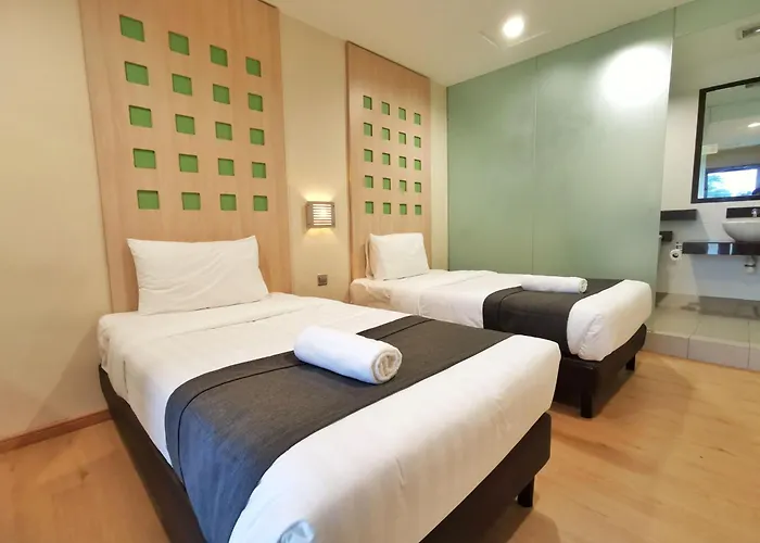 Hotel 98