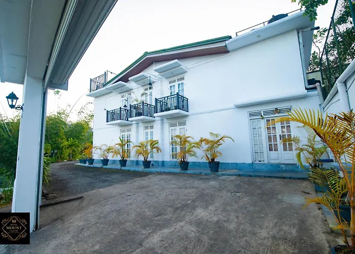 Hotel Mount Castle