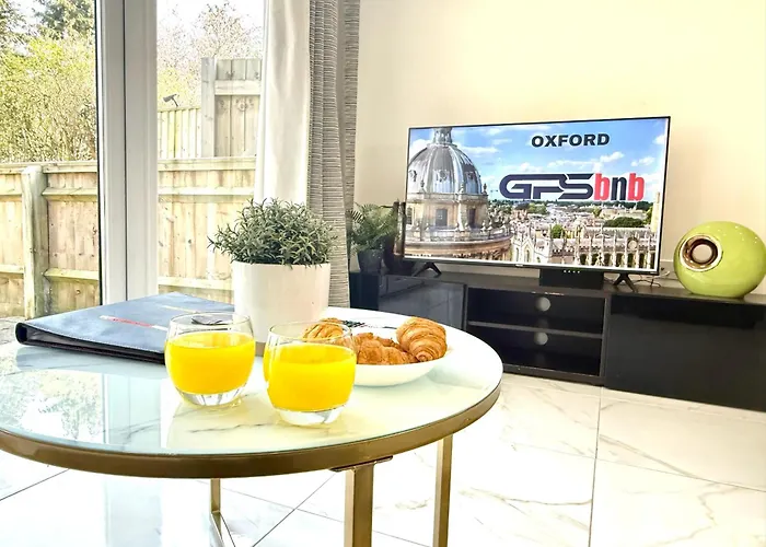 Luxury 2-Bedroom Apartment 2
