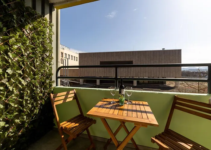 Lovely Nest - Goeppingen City, Kitchen, Parking, Up to 4 People
