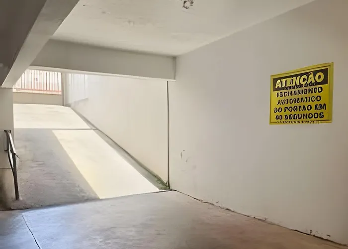 Apê-202 |Ar, Garagem, Suíte | Unipam e Parque Expo