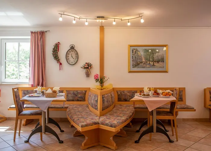 Pension Demmel, Bed&Breakfast