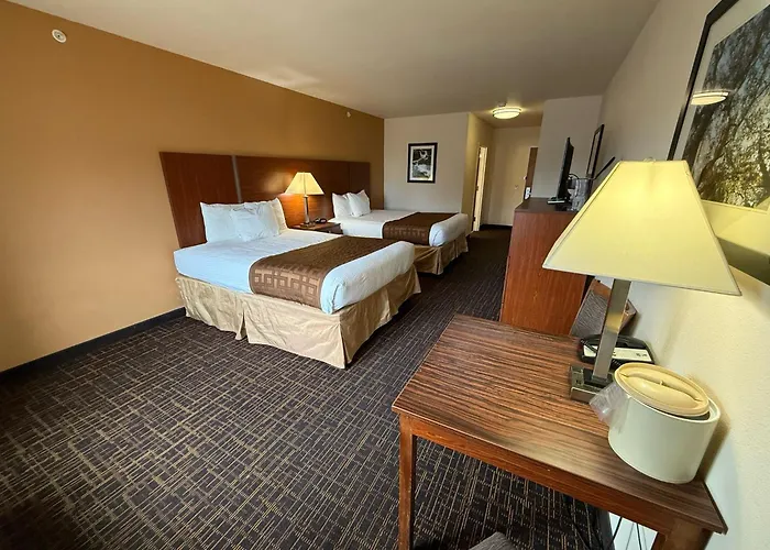 Richland Inn And Suites