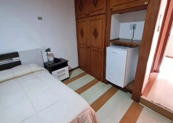 Turis Firper Hotel
