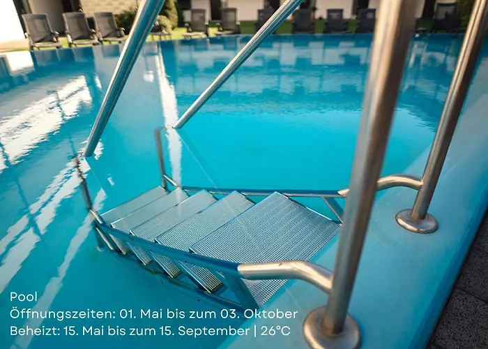 Fichtenwald - Hundefreundlich, Sauna, Pool, Dachterrasse, Wald&See