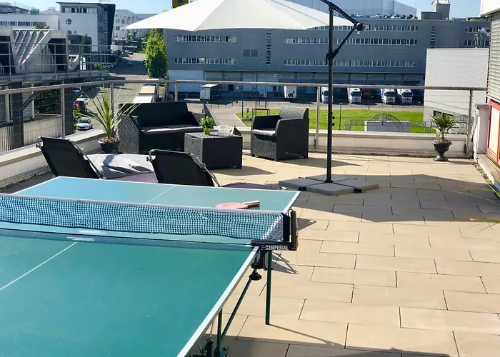 Top Penthouse Stuttgart Airport Messe Parkplatz Heimkino&Terrasse