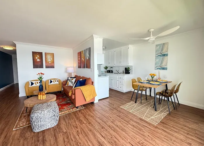 Oceanfront 1 Bed 1 Bath , Parking, Stunning View 337