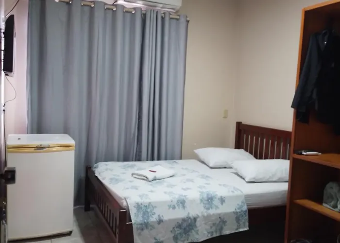 Hotel Roma Valparaíso de Goiás