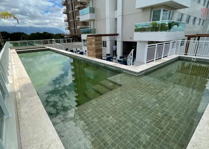 AP completo próx ao Shopping com piscina, garagem e ar