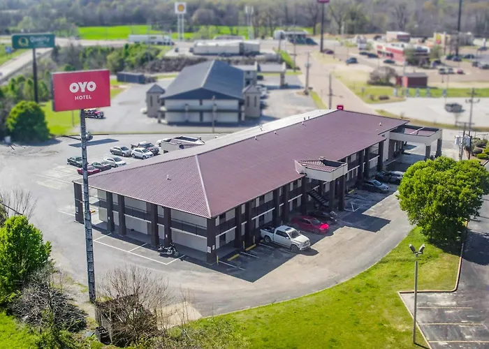 Oyo Hotel Brownsville Tn I-40
