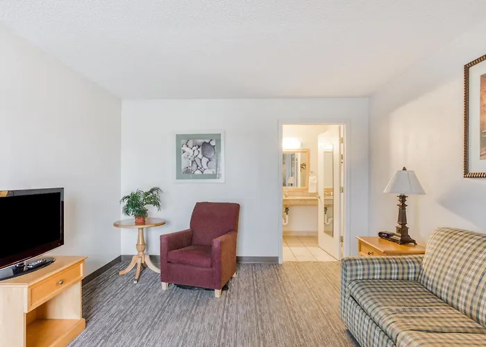 Oyo Townhouse Owensboro West