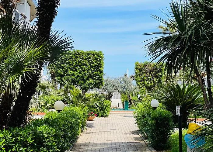 First Line Sea View Apartment Caravella