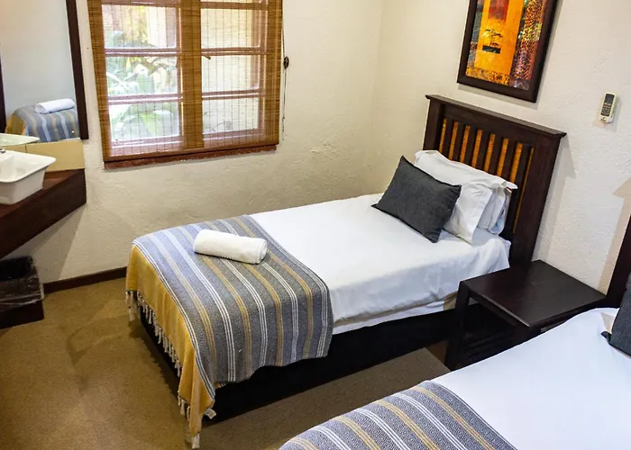 Hotel Numbi & Garden Suites
