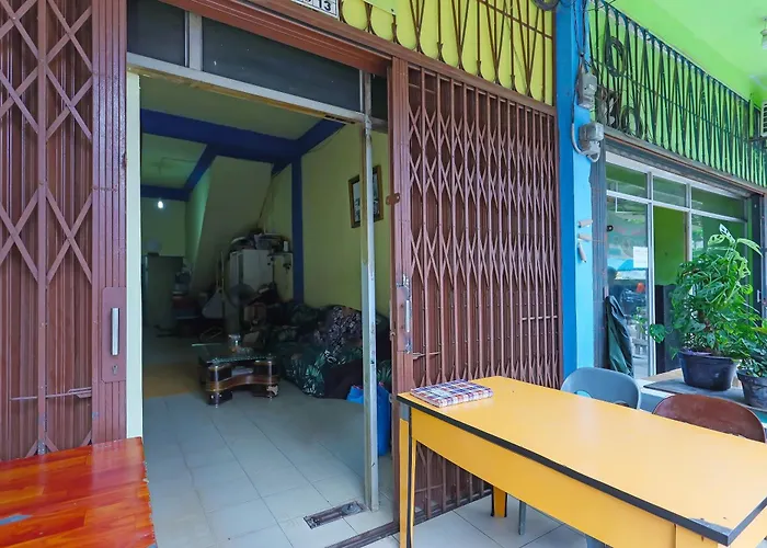 Hotel O Penginapan Lorranearpasar Oleh Oleh