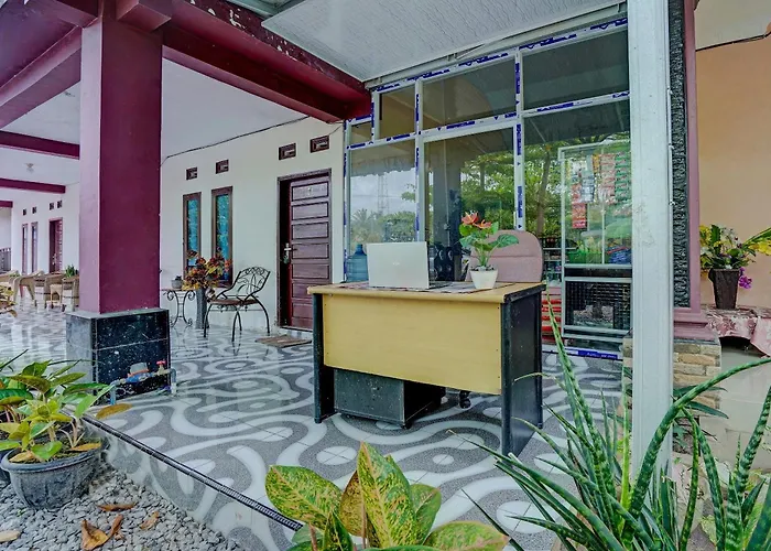 Hotel O Efniati Homestay Syariah