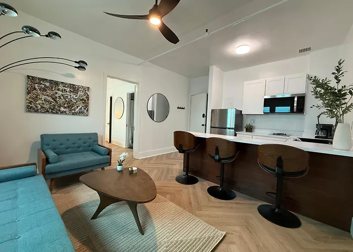203 - Suites At The George