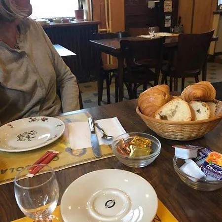 Auberge Du Vieux Moulin Le Breuil