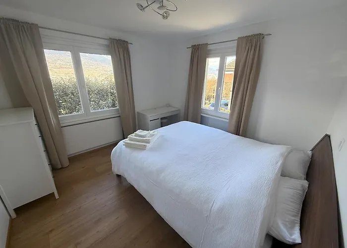 Appartement Entier Avec Terrasse Et Jardin