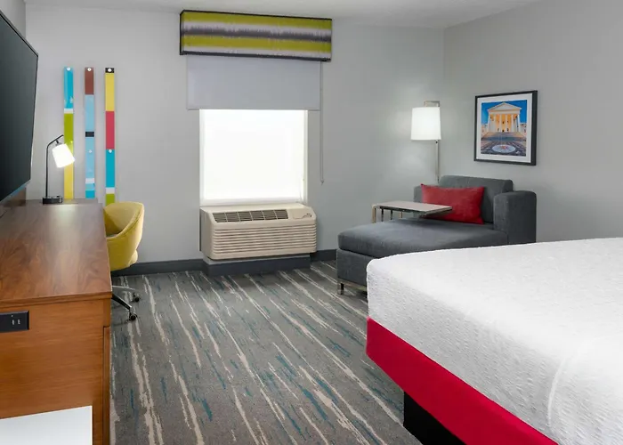 Hampton Inn Petersburg - Southpark Mall