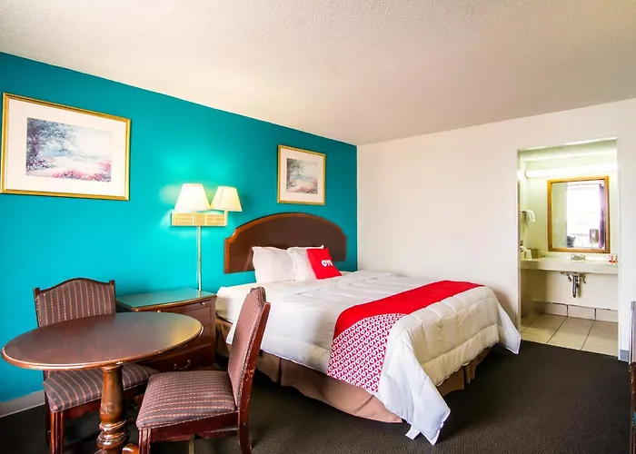 Oyo Hotel Hutchinson West 4Th Ave