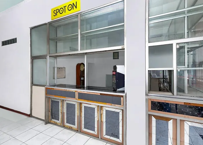 Hotel O Saudara