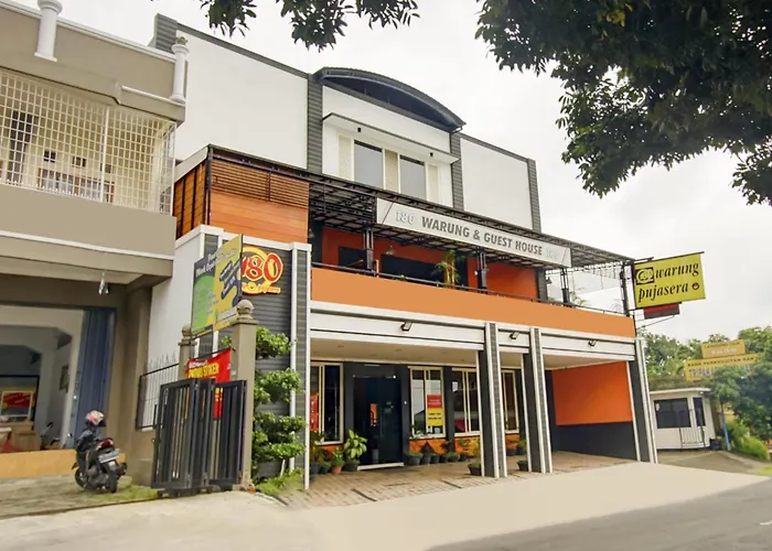 Capital O 90151 Guest House 180