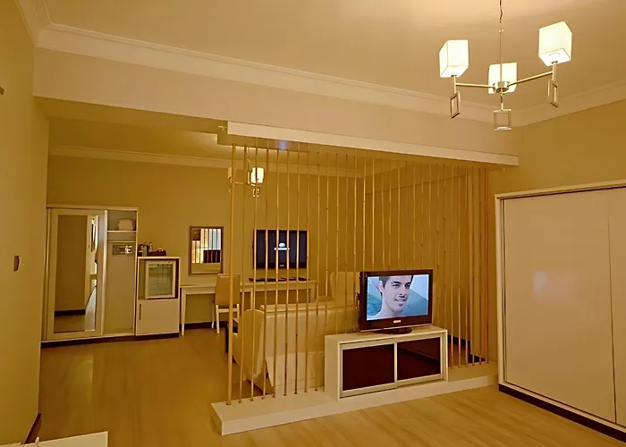 Real House Hotel