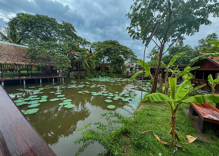 Suree Garden Resort & Karaoke