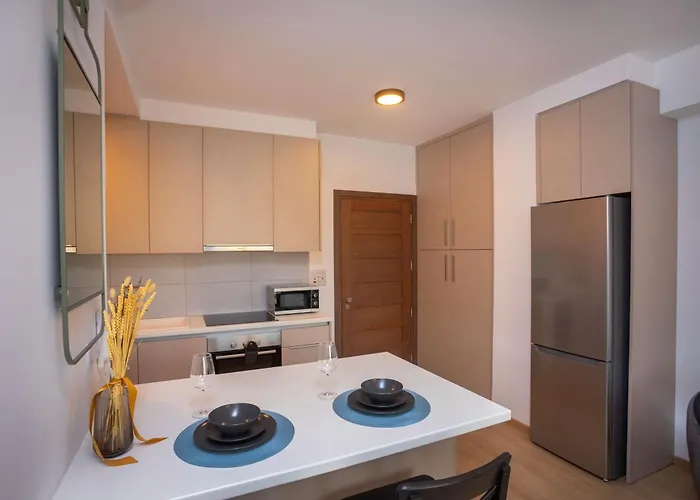 Crown Hall Suites
