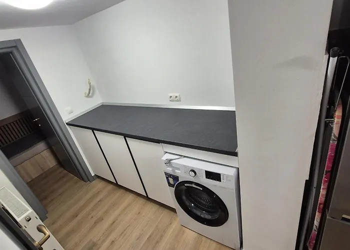 Matei Rent Apartments - Premium Stays & Free Parking