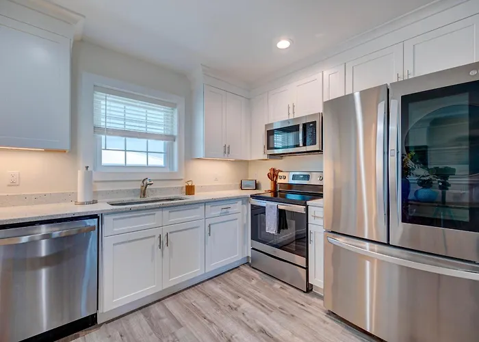 1006 Queen Suite, 1St Floor Cove