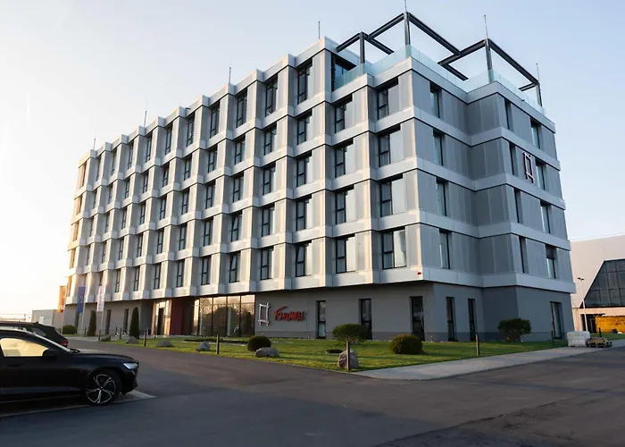 Frames Hotel GmbH