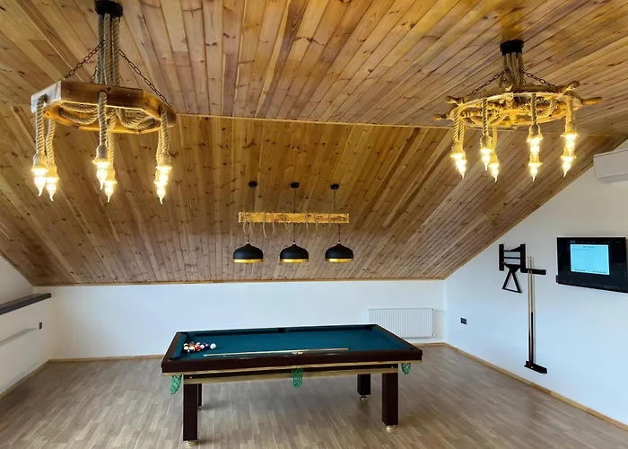 New Milan Mountain Ponoramic Hotel, With Indoor Heated Swimming Pool