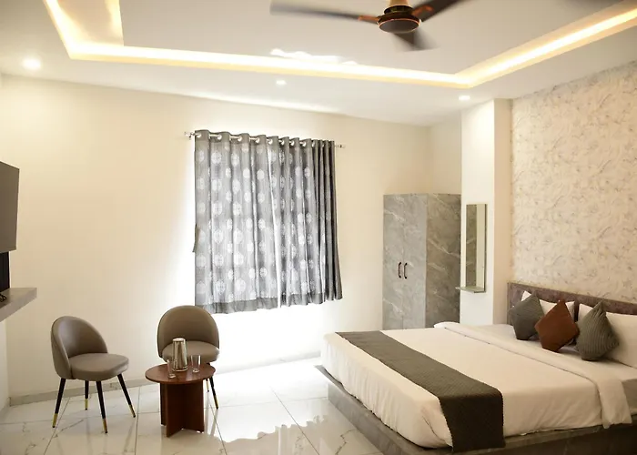 Hotel Morvi Nandan
