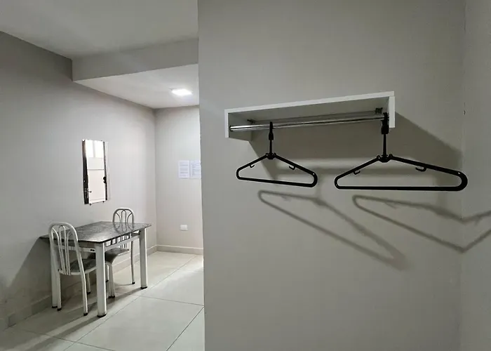 Apartamento 103 - Suíte com ar condicionado