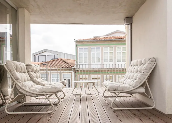 The Eight Luxury Stay