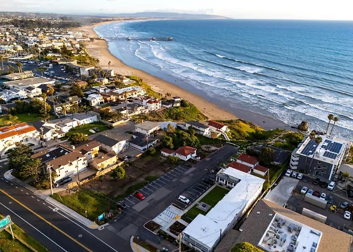 Tides Oceanview Inn And Cottages