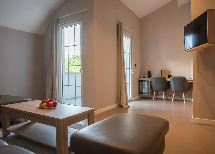 Emilia Lux Rooms