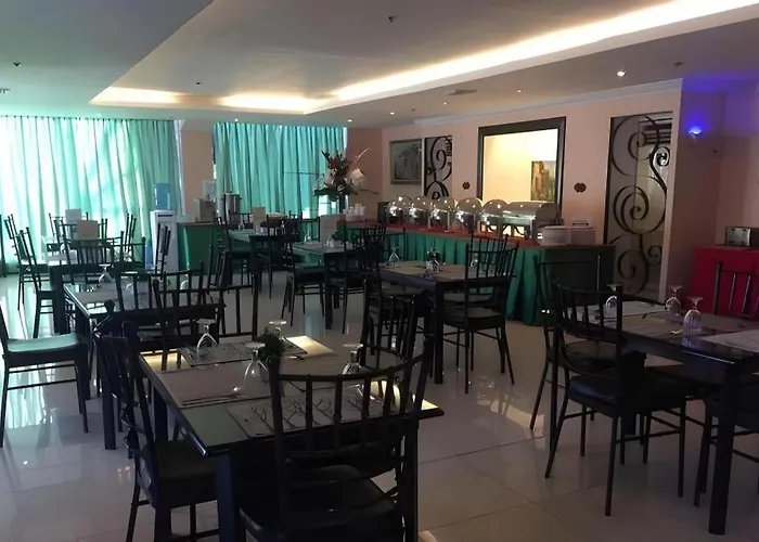 Eurotel Las Pinas Hotel