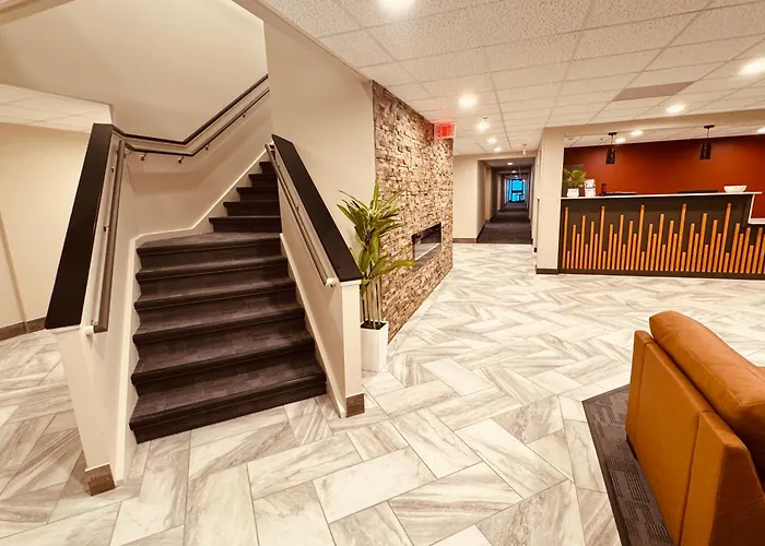 Red Rock Hotel & Suites