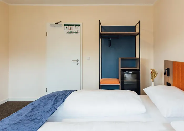 Myky Hotel Pinneberg By Uniqstay- Free Parking