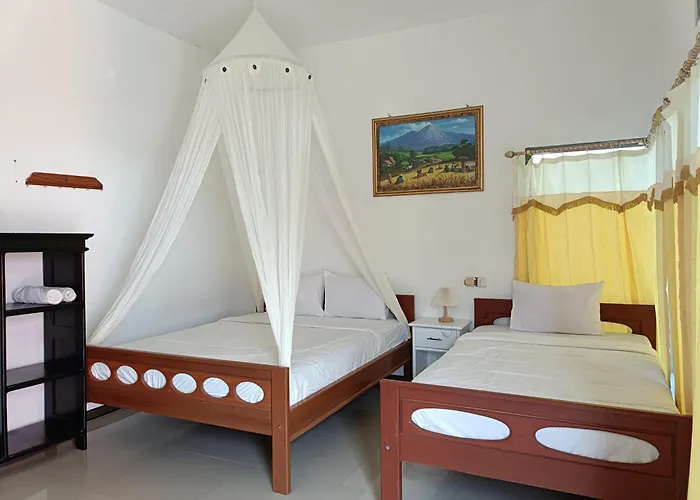 Moon Bungalow 2