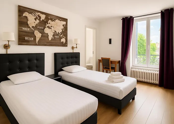 Logis Hotel Du Cirque Troyes Centre Historique