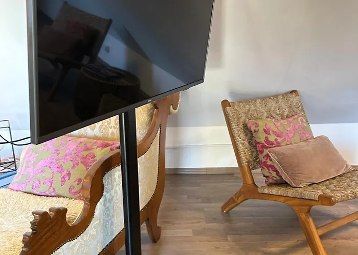 Bezaubernde Ferienwohnung mit Rosengarten
