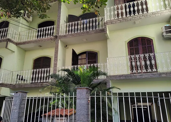 Apto completo 2 quartos garagem Jardim Amália VR RJ